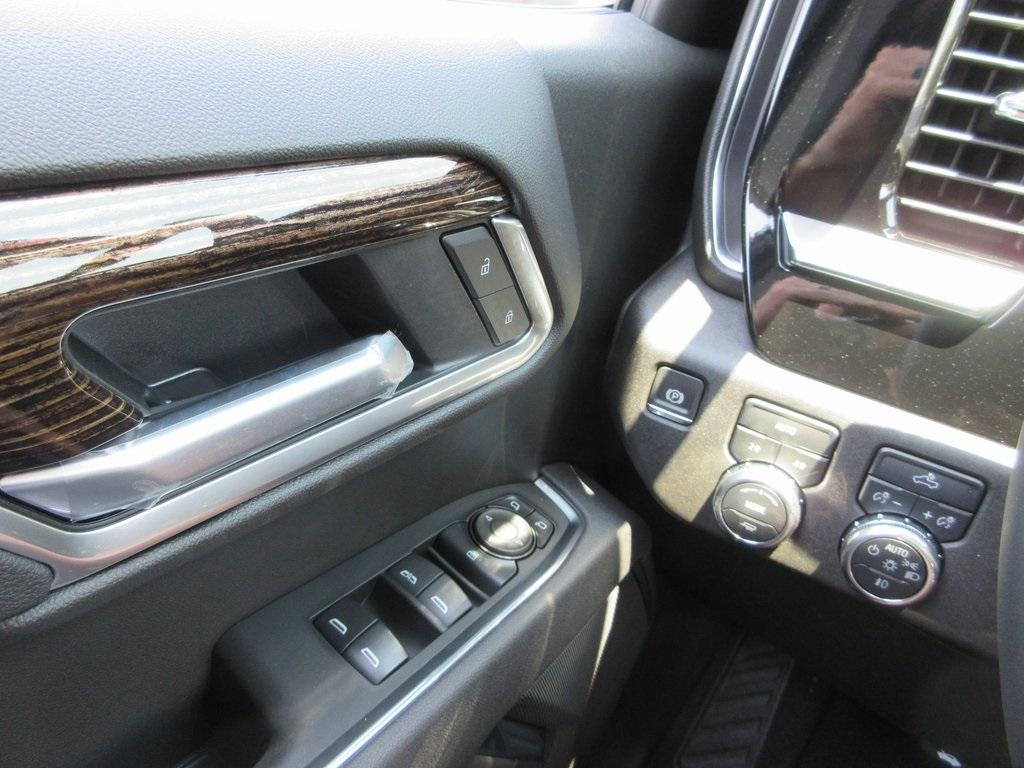 new 2025 GMC Sierra 1500 car, priced at $55,240