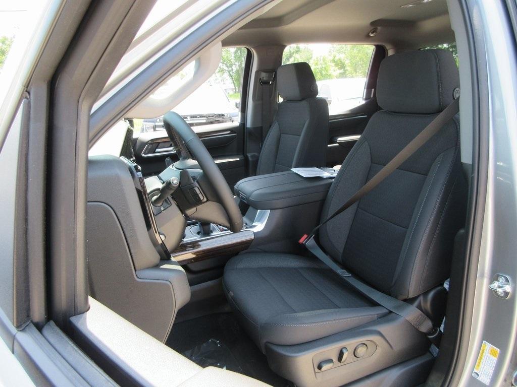 new 2025 GMC Sierra 1500 car, priced at $55,240