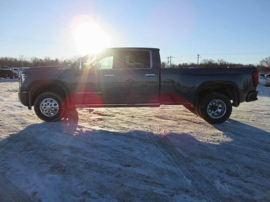 new 2025 GMC Sierra 3500 car, priced at $86,929