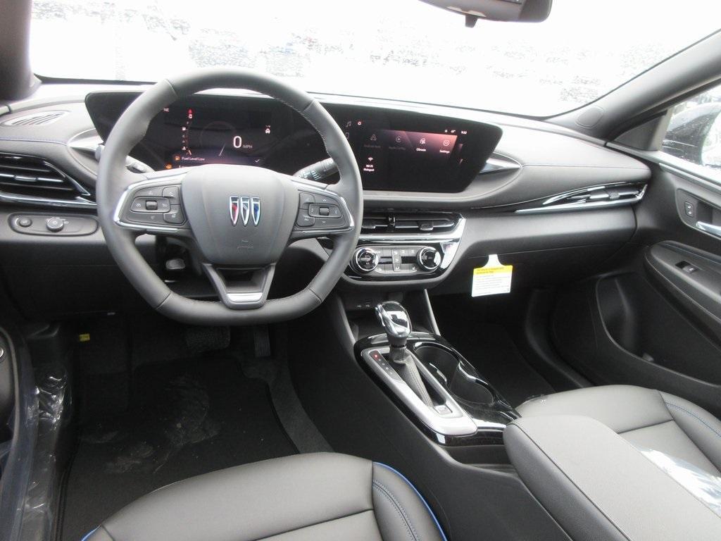 new 2025 Buick Envista car, priced at $29,267