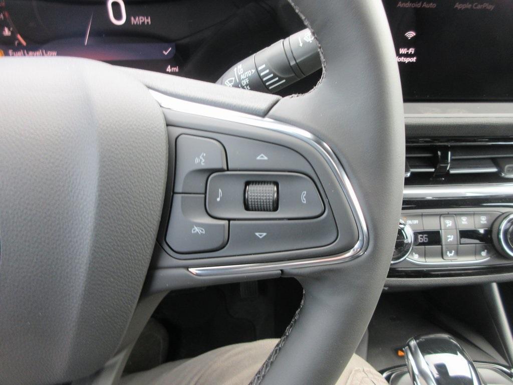 new 2025 Buick Envista car, priced at $29,267