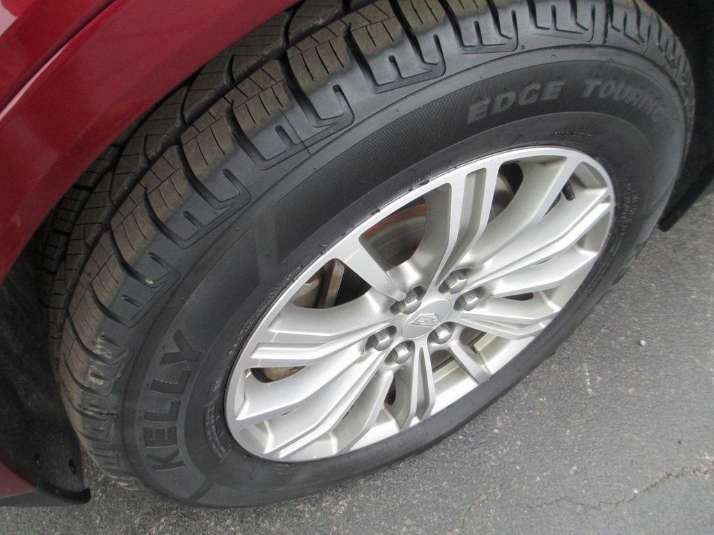 used 2017 Cadillac XT5 car, priced at $14,995