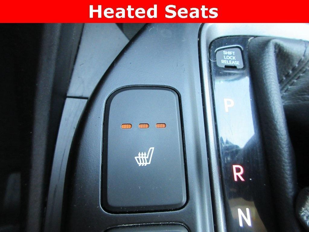 used 2014 Hyundai Santa Fe car, priced at $7,495