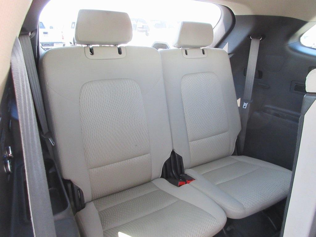 used 2014 Hyundai Santa Fe car, priced at $7,495