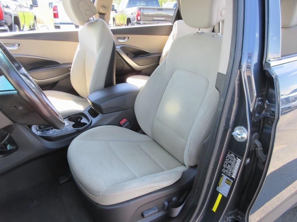 used 2014 Hyundai Santa Fe car, priced at $7,495