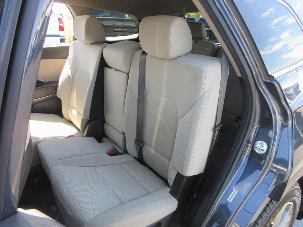 used 2014 Hyundai Santa Fe car, priced at $7,495