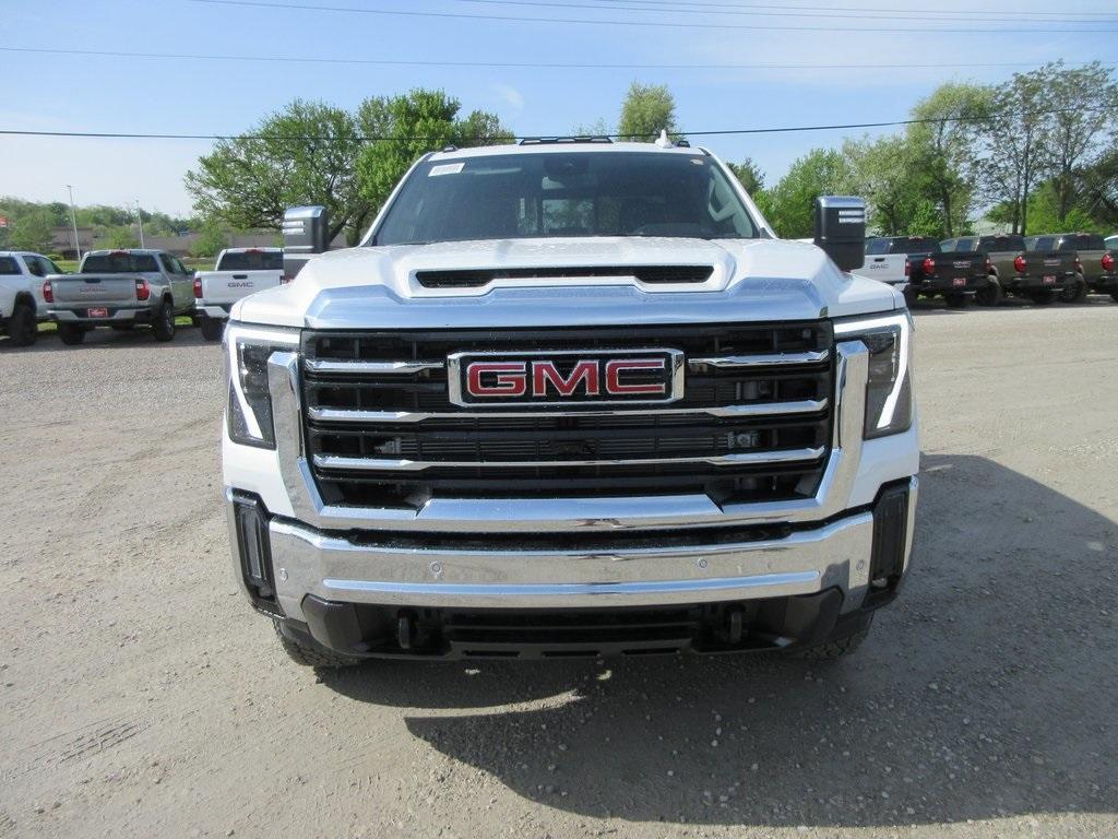 new 2025 GMC Sierra 3500 car, priced at $78,146