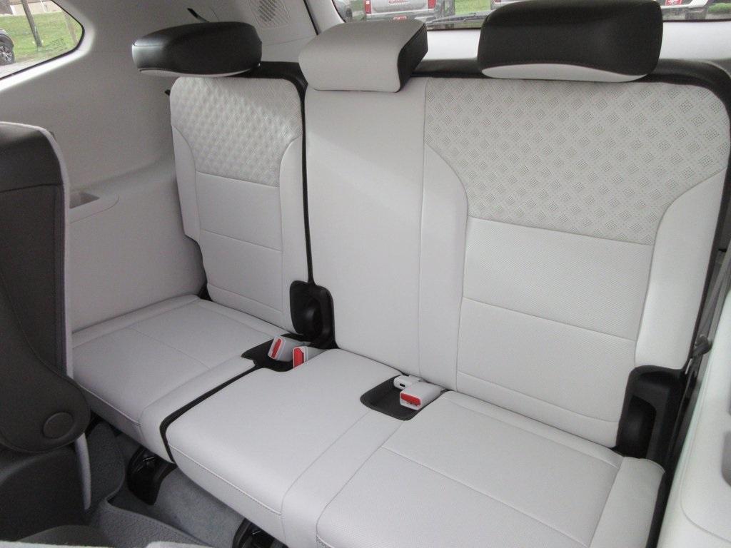 new 2025 GMC Acadia car