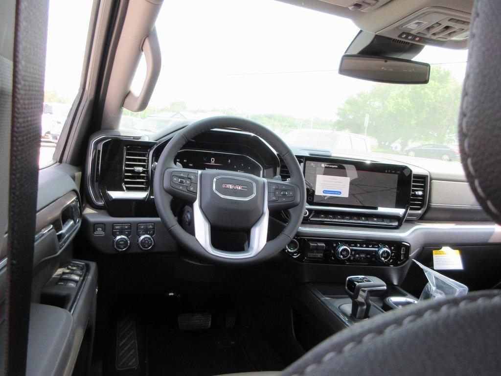 new 2025 GMC Sierra 1500 car, priced at $62,594