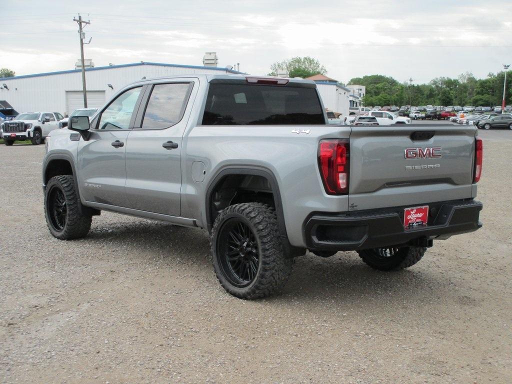 new 2025 GMC Sierra 1500 car, priced at $49,333