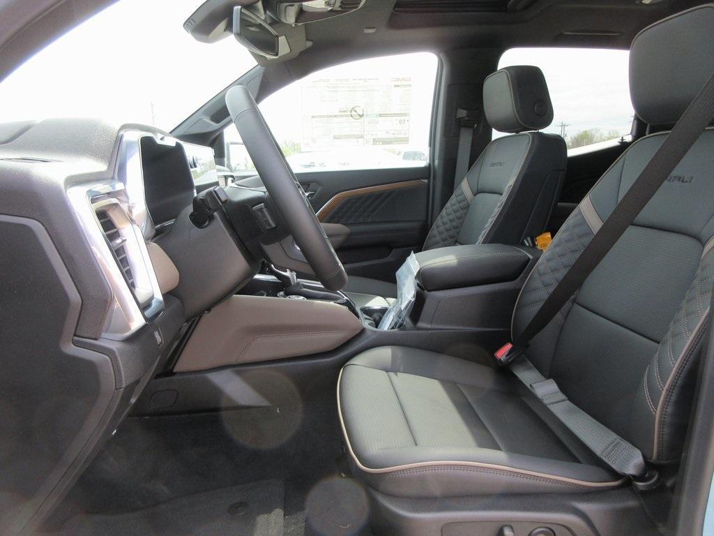 new 2025 GMC Canyon car, priced at $52,698