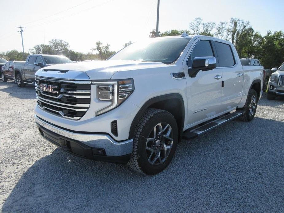 new 2025 GMC Sierra 1500 car, priced at $59,122