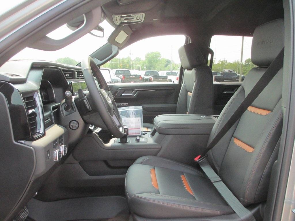 new 2025 GMC Sierra 1500 car, priced at $63,257