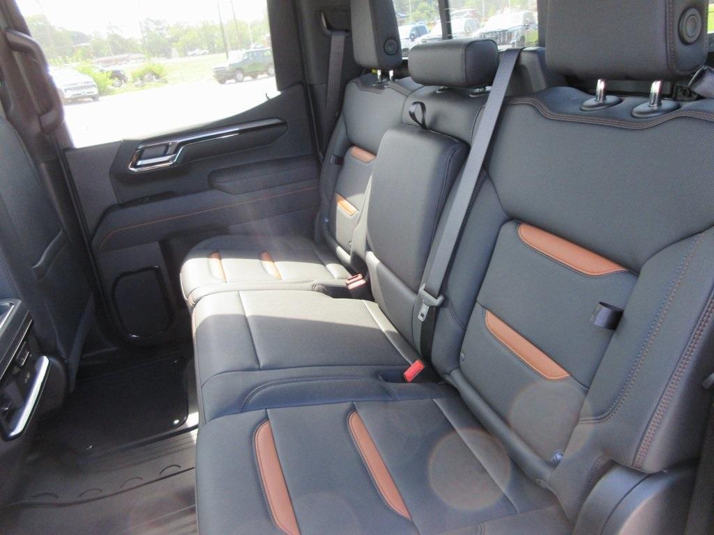 new 2025 GMC Sierra 1500 car, priced at $69,458