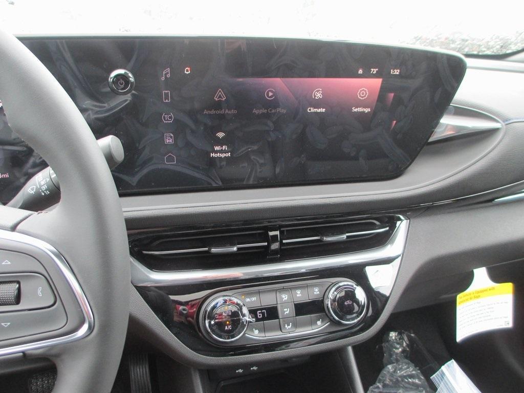 new 2025 Buick Envista car, priced at $28,272