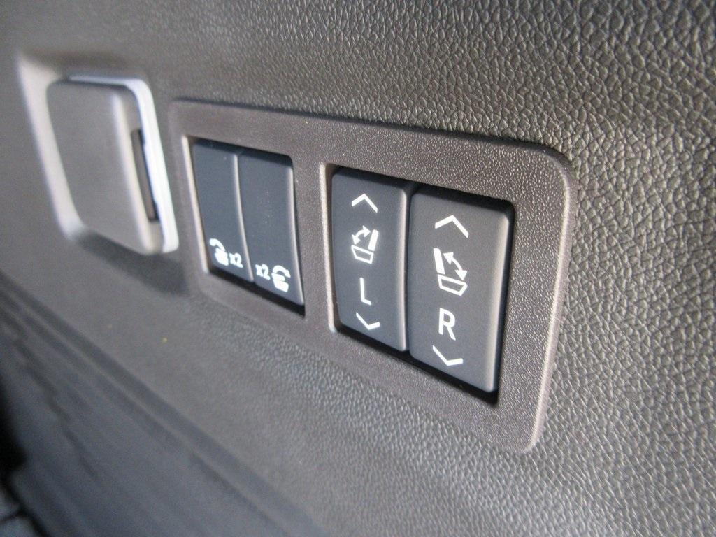 new 2025 GMC Yukon car, priced at $95,586