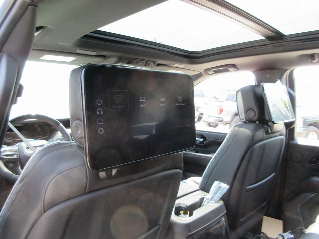 new 2025 GMC Yukon car, priced at $95,586