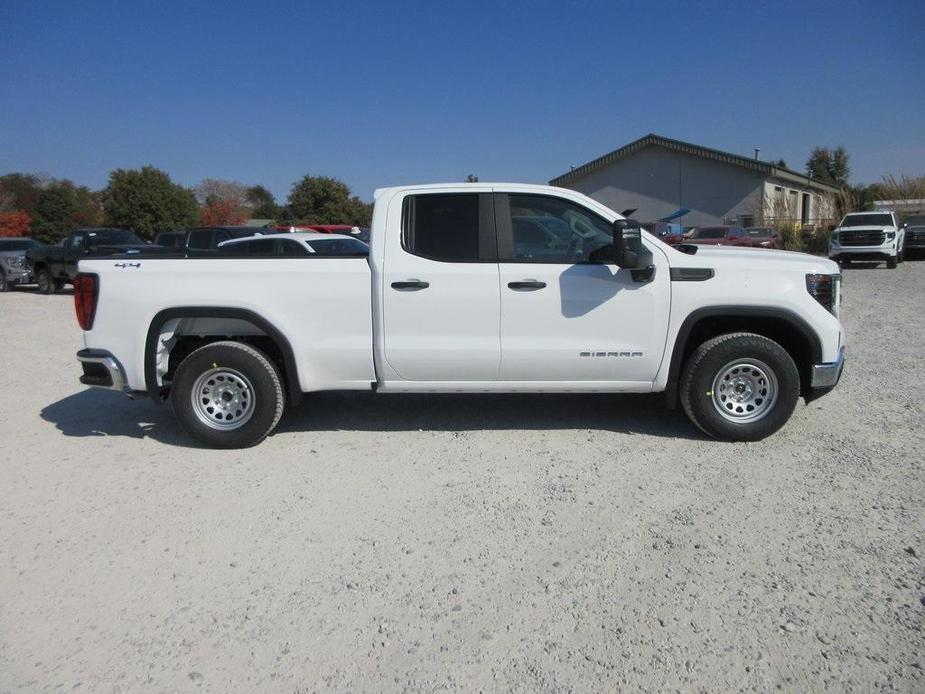 new 2025 GMC Sierra 1500 car, priced at $45,180