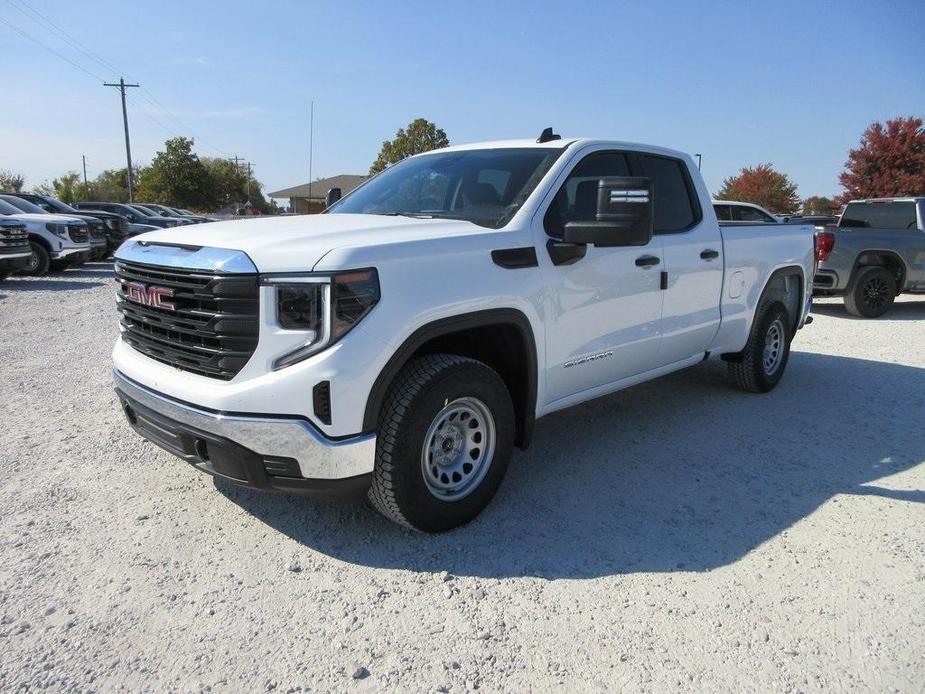 new 2025 GMC Sierra 1500 car, priced at $45,180