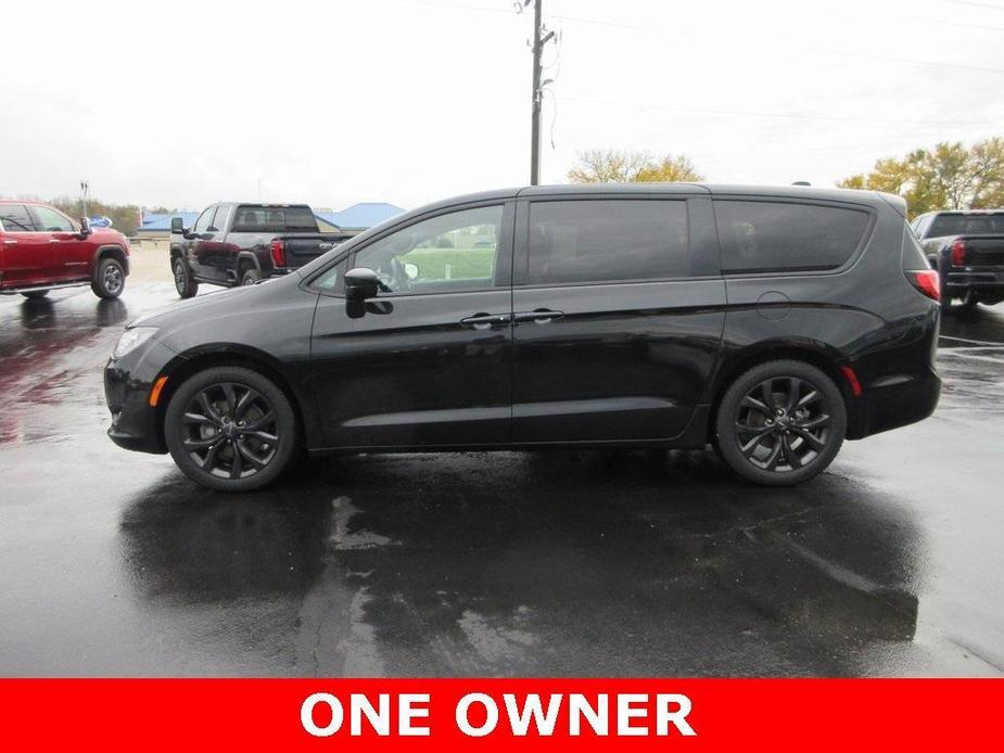 used 2020 Chrysler Pacifica car, priced at $20,995