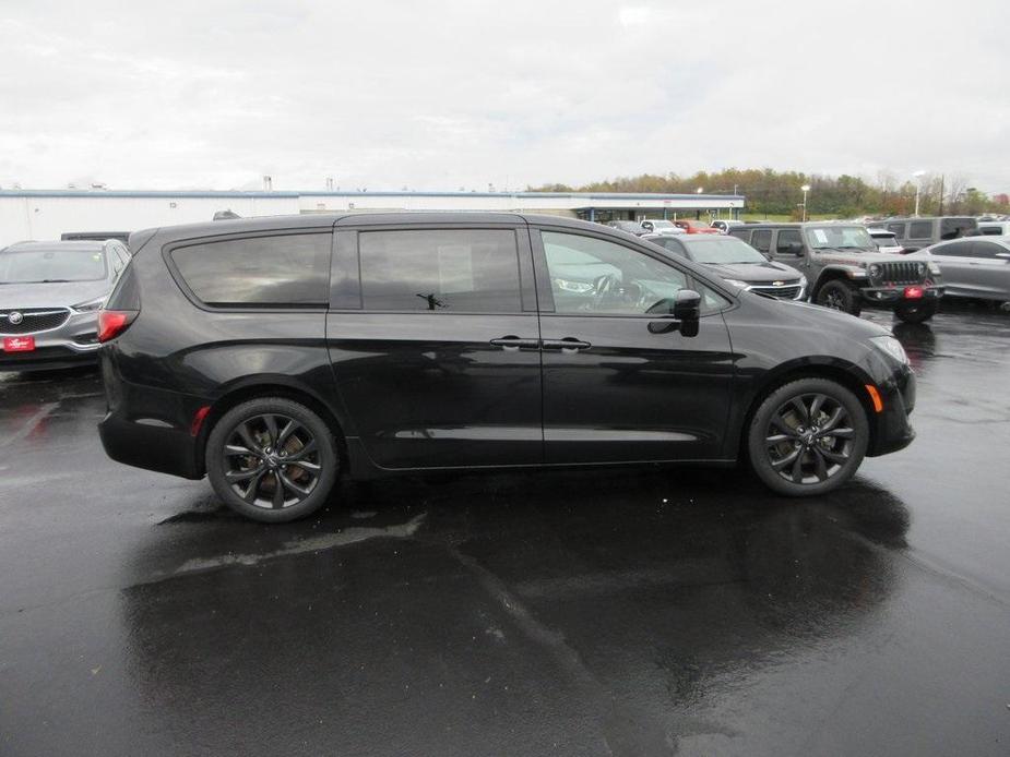 used 2020 Chrysler Pacifica car, priced at $20,995