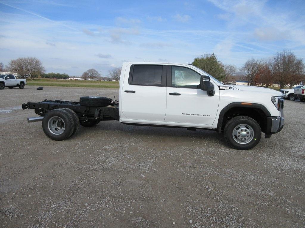 new 2025 GMC Sierra 3500 car, priced at $64,544