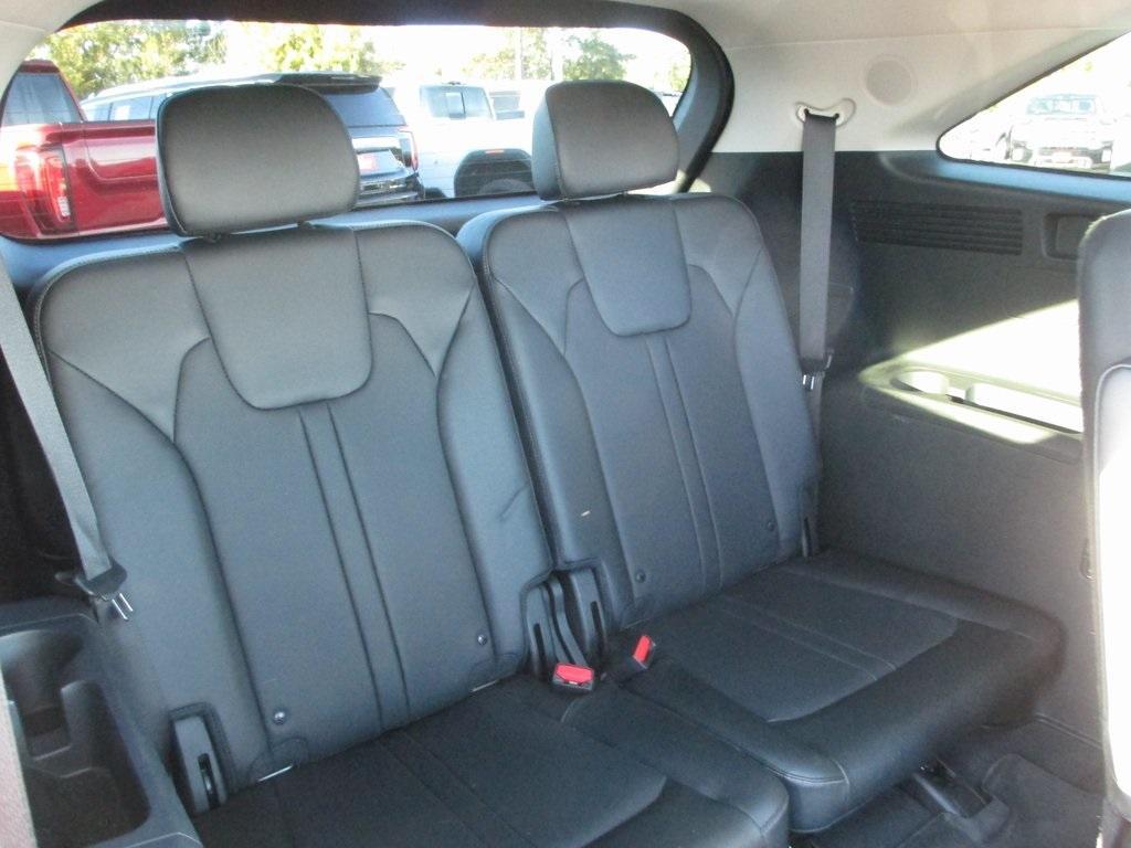 used 2023 Kia Sorento car, priced at $31,995