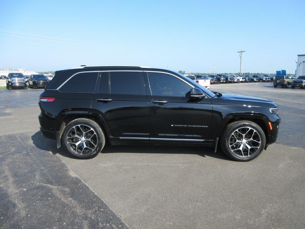 used 2022 Jeep Grand Cherokee car, priced at $40,995