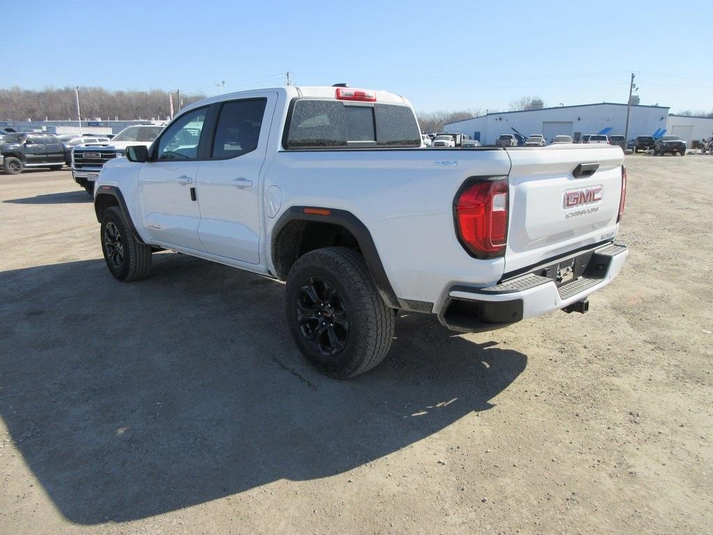 new 2025 GMC Canyon car, priced at $40,982