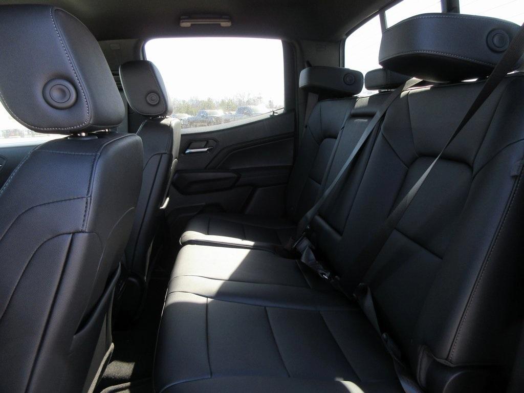 new 2025 GMC Canyon car, priced at $40,982