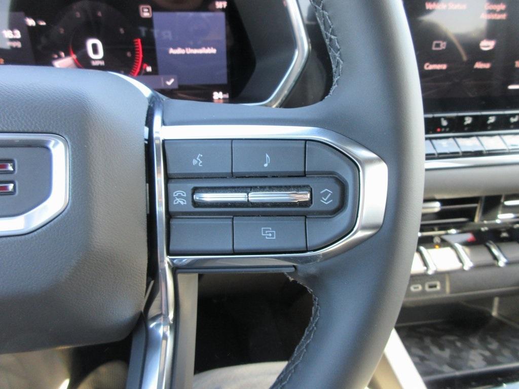 new 2025 GMC Canyon car, priced at $40,982