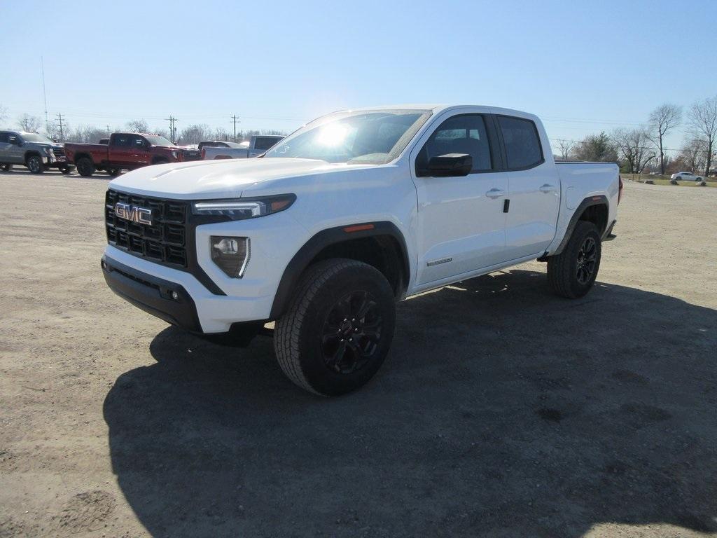 new 2025 GMC Canyon car, priced at $40,982