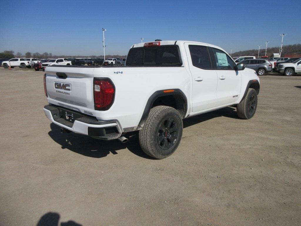 new 2025 GMC Canyon car, priced at $40,982