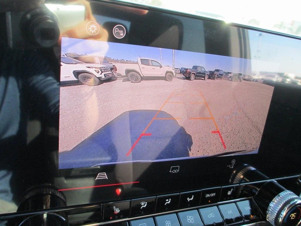 new 2025 GMC Canyon car, priced at $36,770