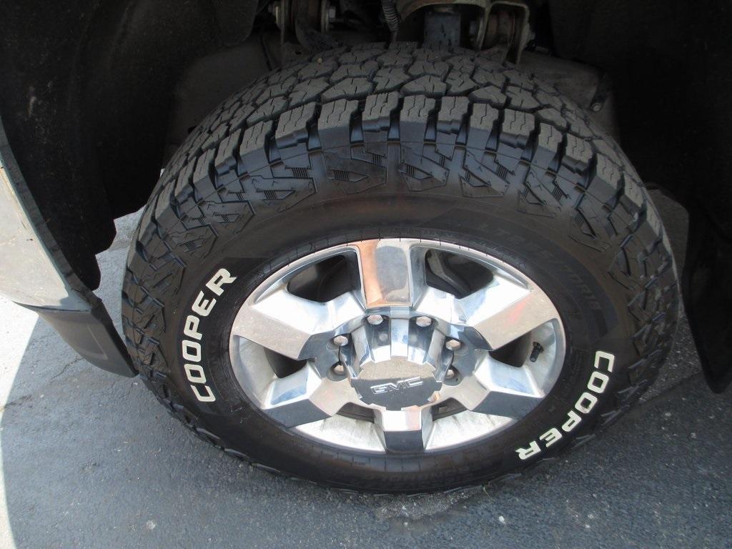 used 2018 GMC Sierra 2500 car, priced at $41,995