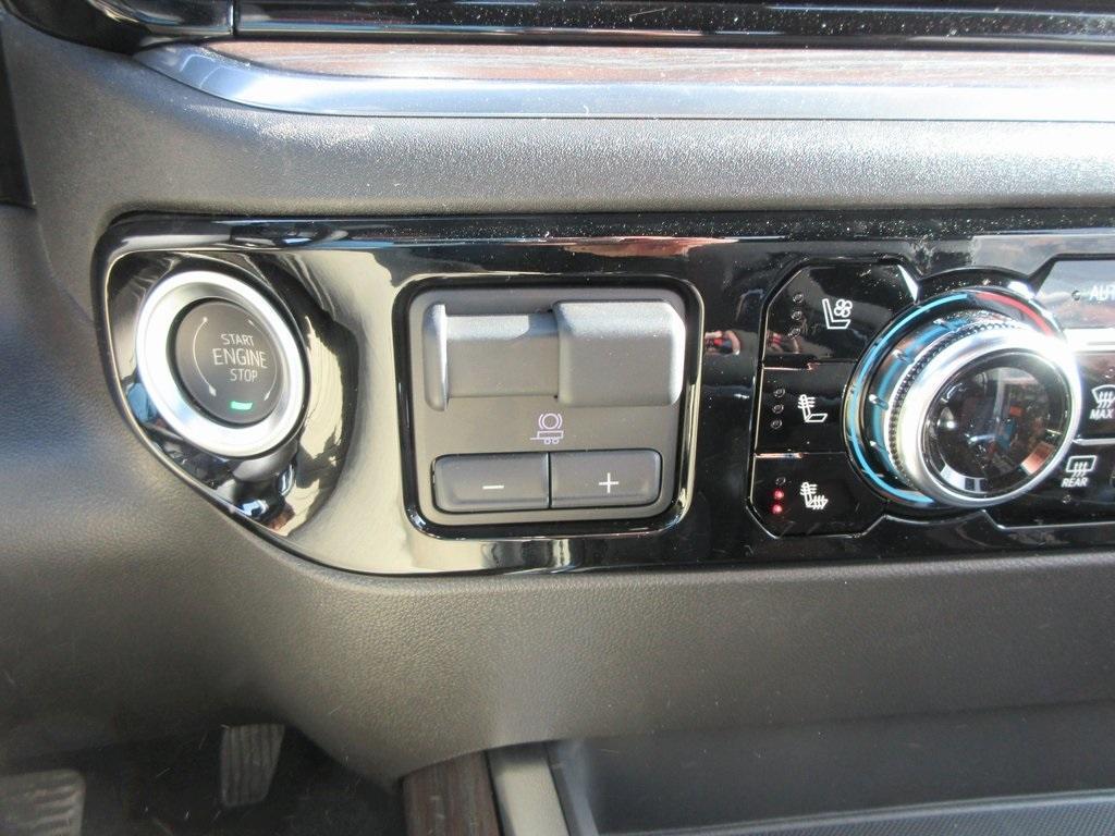 new 2025 GMC Sierra 1500 car, priced at $56,509