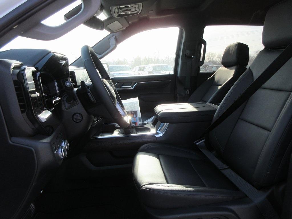 new 2025 GMC Sierra 1500 car, priced at $56,509