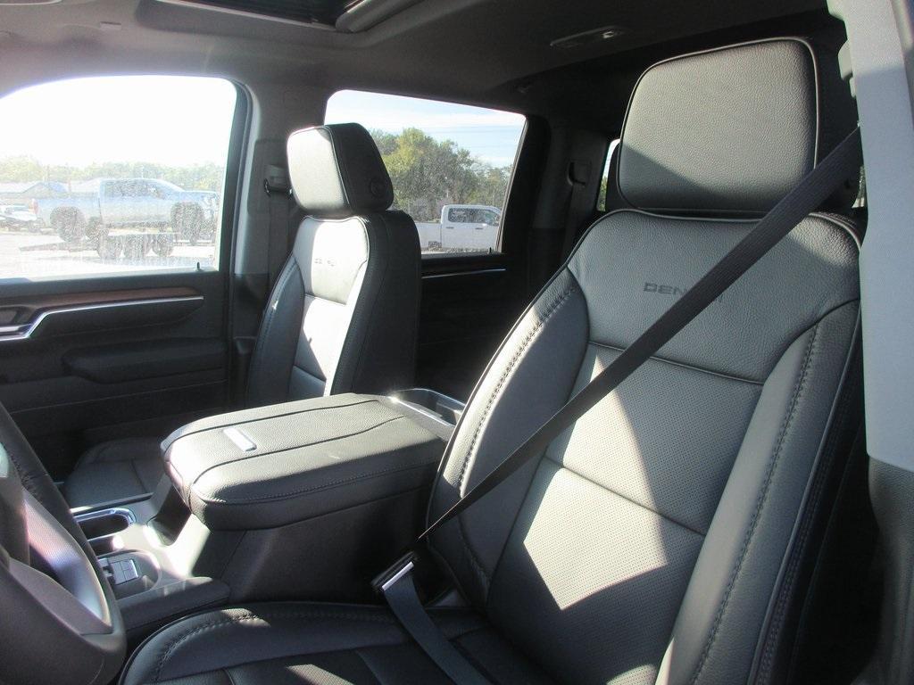 new 2026 GMC Sierra 2500 car, priced at $88,757