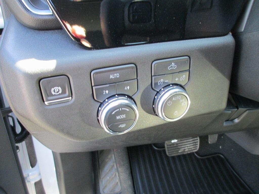 new 2025 GMC Sierra 1500 car