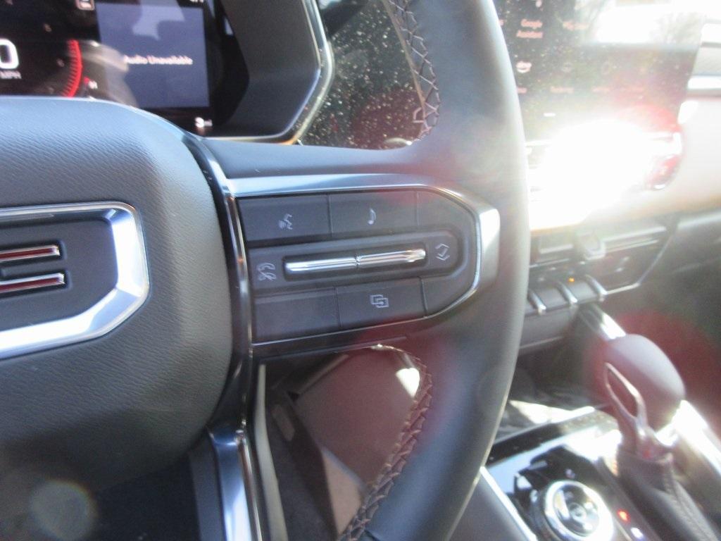 new 2025 GMC Canyon car, priced at $45,238