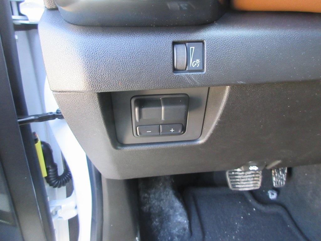new 2025 GMC Canyon car, priced at $48,738