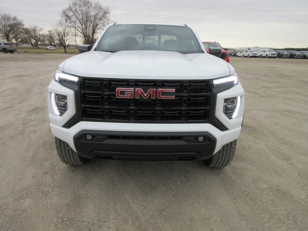 new 2025 GMC Canyon car, priced at $43,320