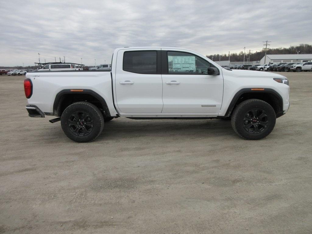 new 2025 GMC Canyon car, priced at $43,320