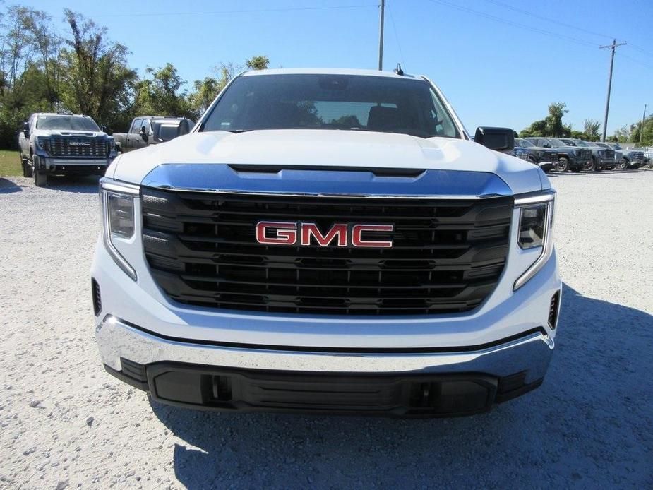 new 2025 GMC Sierra 1500 car, priced at $42,768