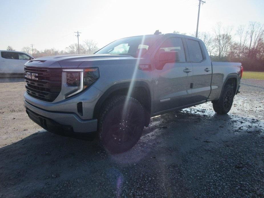 new 2025 GMC Sierra 1500 car, priced at $51,496