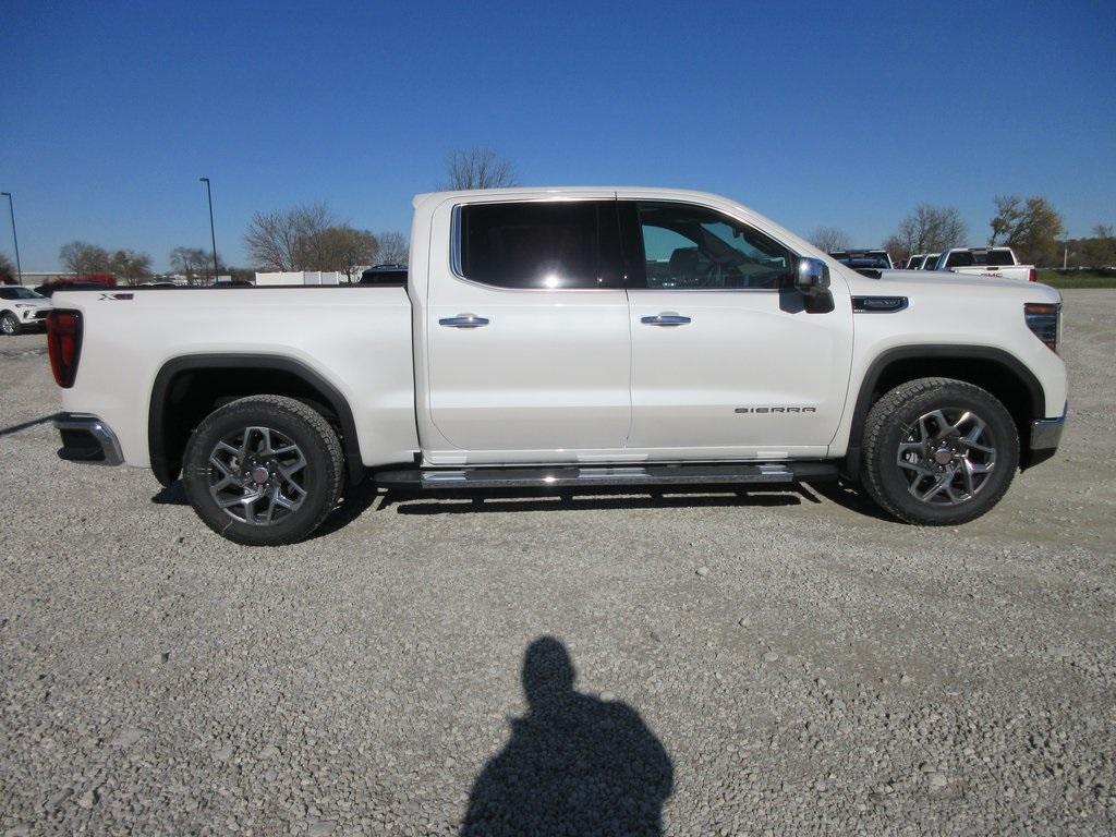 new 2025 GMC Sierra 1500 car, priced at $61,301