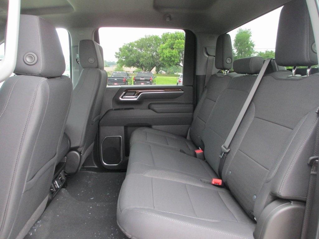 new 2025 GMC Sierra 2500 car, priced at $58,235
