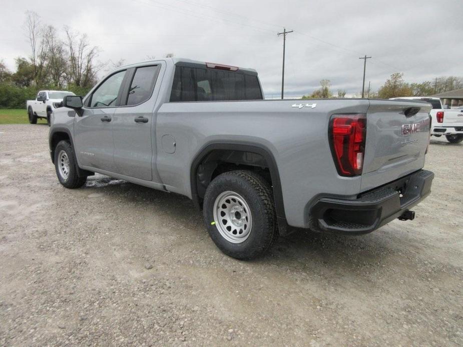 new 2025 GMC Sierra 1500 car, priced at $45,941