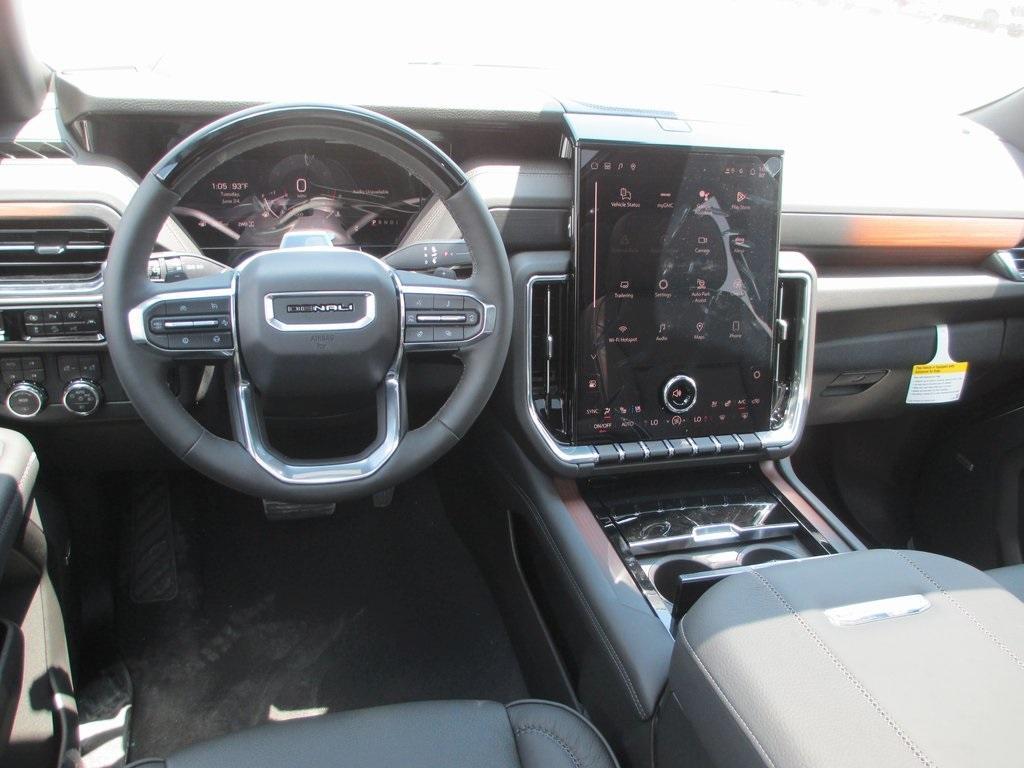 new 2025 GMC Yukon car, priced at $92,062