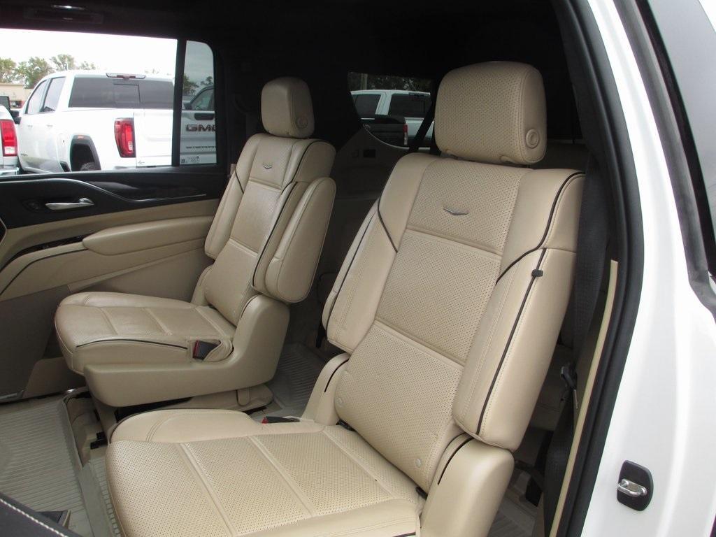 used 2022 Cadillac Escalade ESV car, priced at $56,995